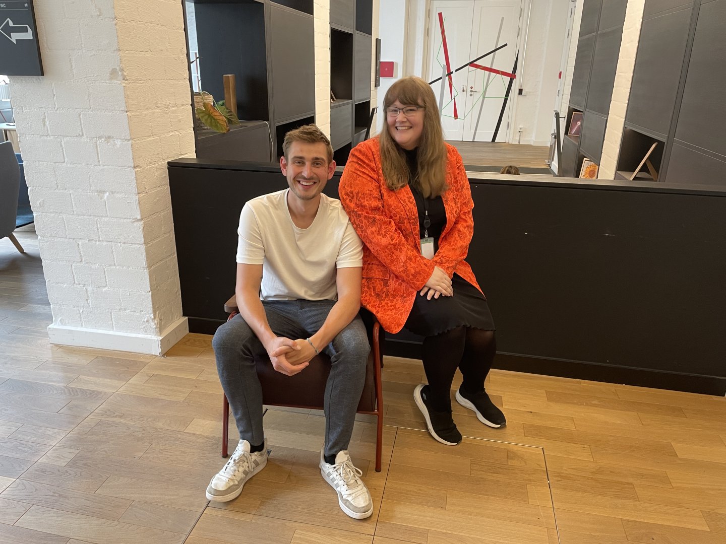 Lisa Ihde zusammen mit IdeenExpo-Pressesprecher Sebastian Hertelt